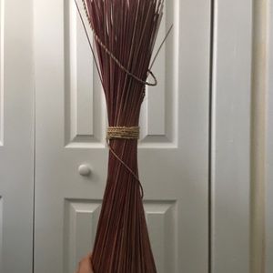 Artificial plant decoration.